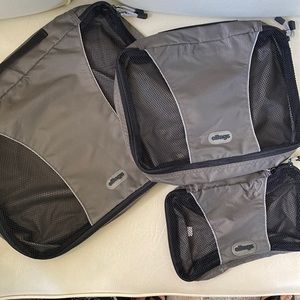 Set of packing cubs by eBags